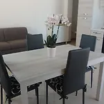 Sole E Luna Apartment